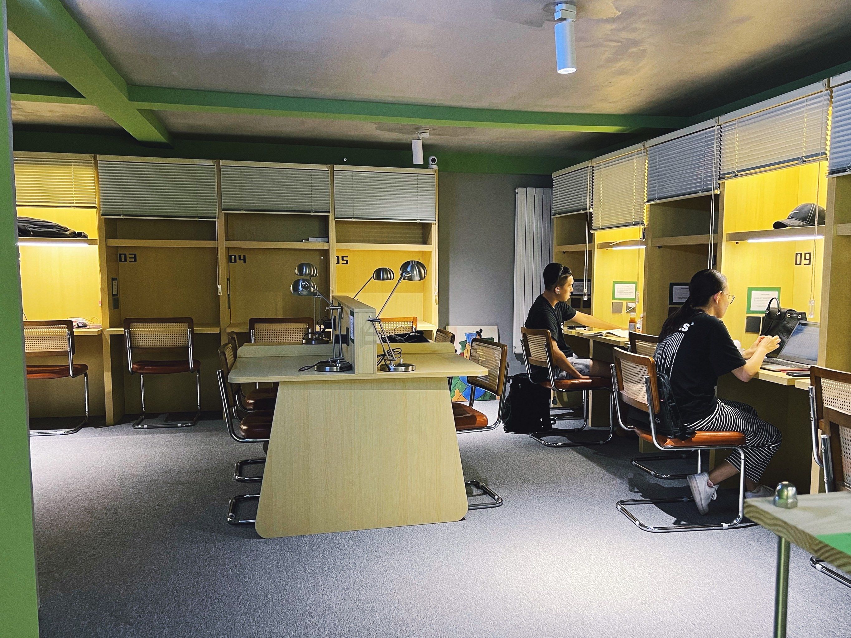 1765870815555084.jpg 44.jpg